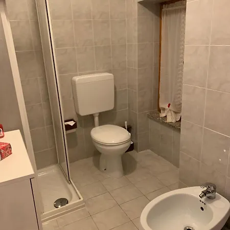 Ca Di Viet Apartment *