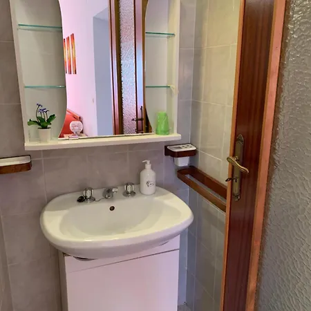 Ca Di Viet Apartment